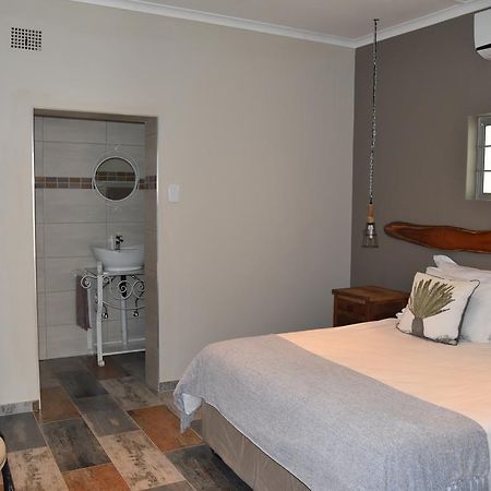 Quiver Inn Guesthouse Keetmanshoop Extérieur photo