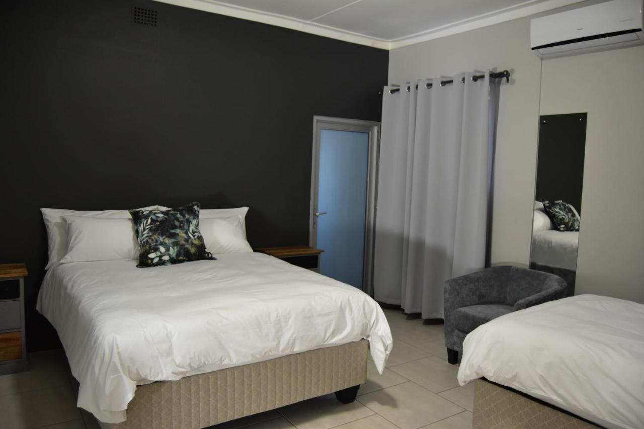 Quiver Inn Guesthouse Keetmanshoop Extérieur photo