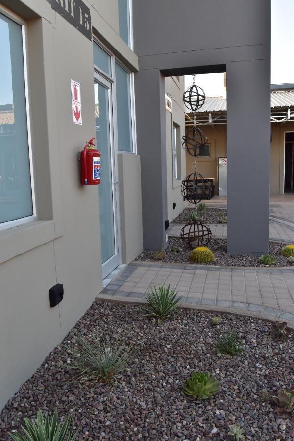 Quiver Inn Guesthouse Keetmanshoop Extérieur photo