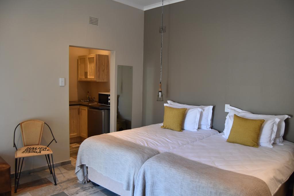 Quiver Inn Guesthouse Keetmanshoop Extérieur photo