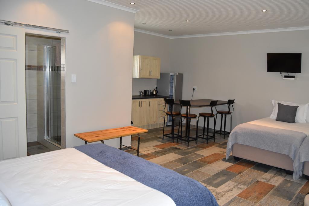 Quiver Inn Guesthouse Keetmanshoop Extérieur photo